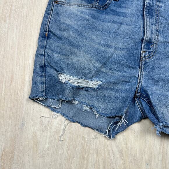 Denizen from Levi's Distressed High Rise Blue Denim Casual Jean Shorts 36 - Picture 4 of 15